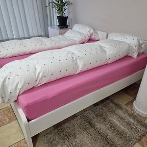 Studio Apartment double bed